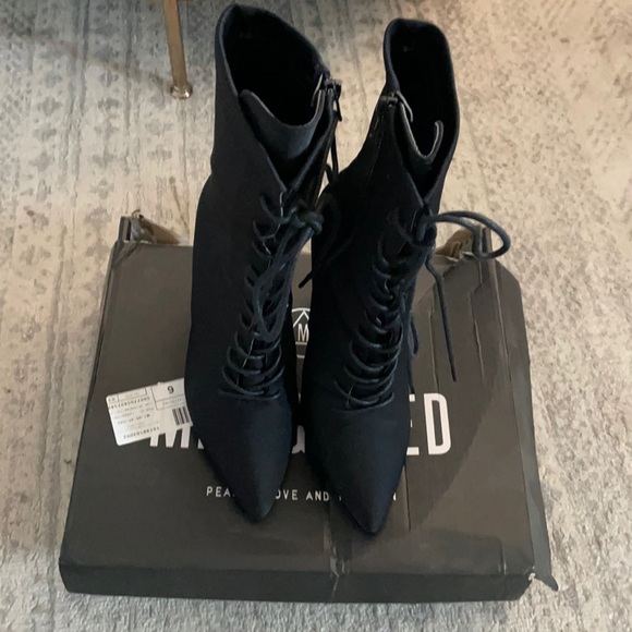 Lace up booties - Picture 4 of 6